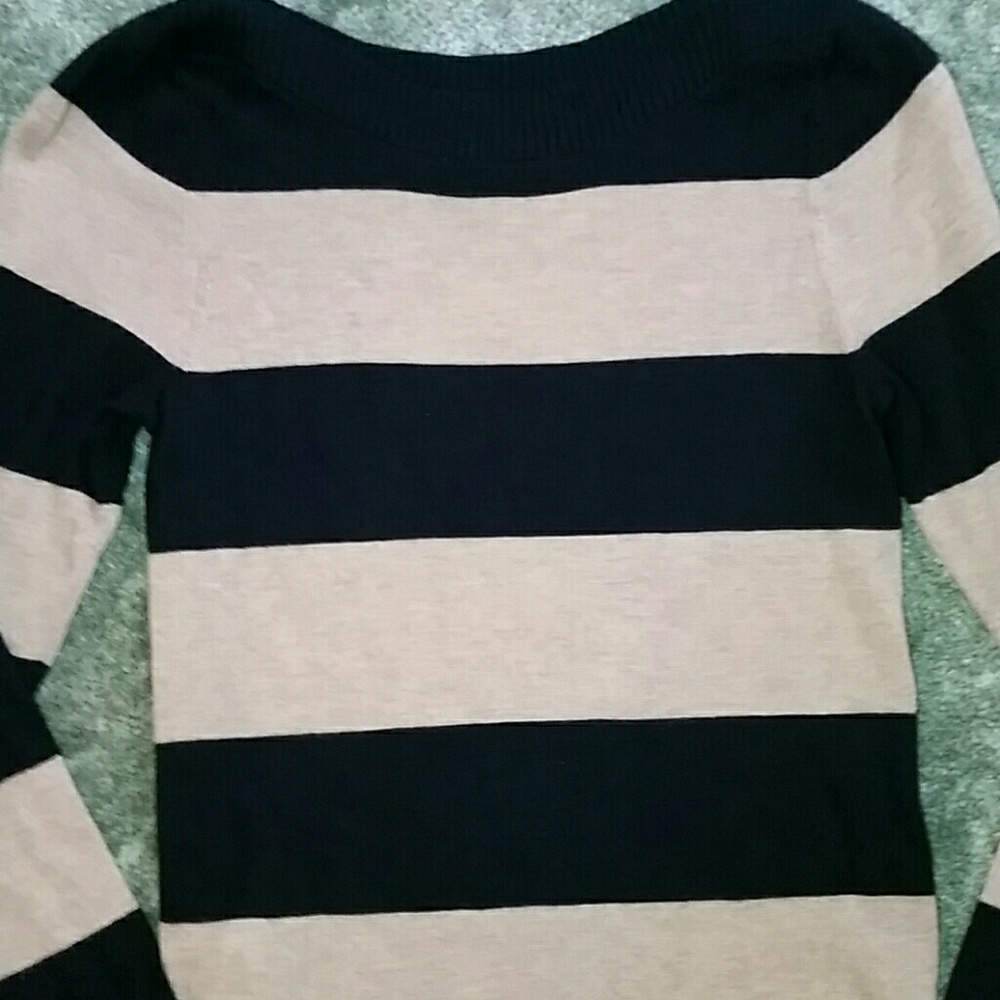 LOFT petite sweater - Picture 2 of 6